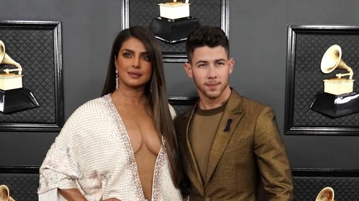 priyanka chopra in grammy awards
