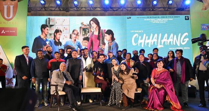 Rajkumar And Nusrat Reach DAV United Fest To High The Fever Of ‘Chhalaang’