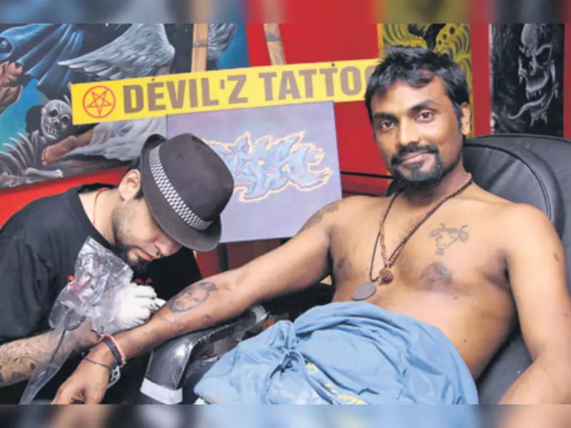 Choreographer Remo D'Souza's Got Inked With Lord Shiva Tattoo | PagalParrot