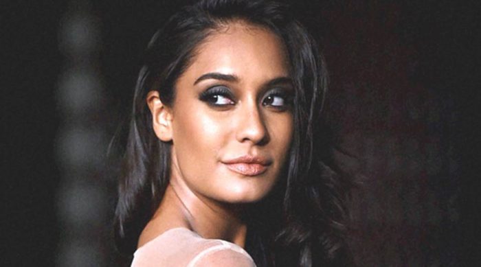 Lisa Haydon pregnant