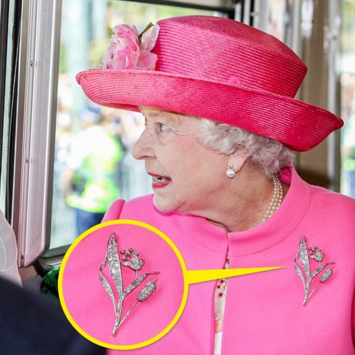 Secrets Behind These 5 Brooches Of Queen Elizabeth II You Probably Don