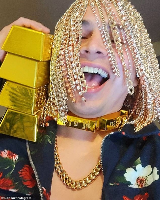 Rapper Replaces His Real Hairs With Gold Chains To Look Different