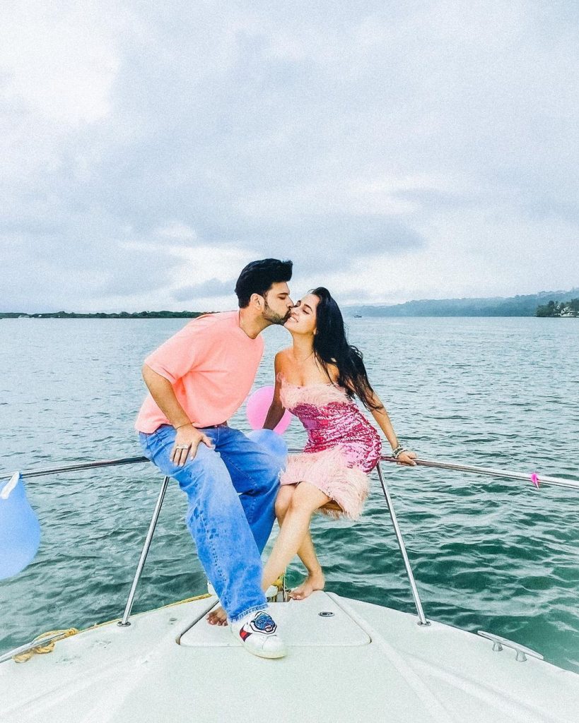 Karan Kundrra and Tejasswi Prakash Photos Collection