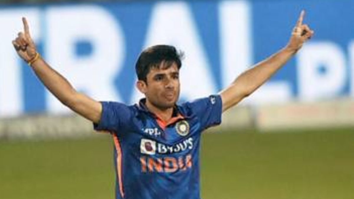 IRE vs IND: Ravi Bishnoi gives a big breakthrough to team India after dismissing Paul Stirling