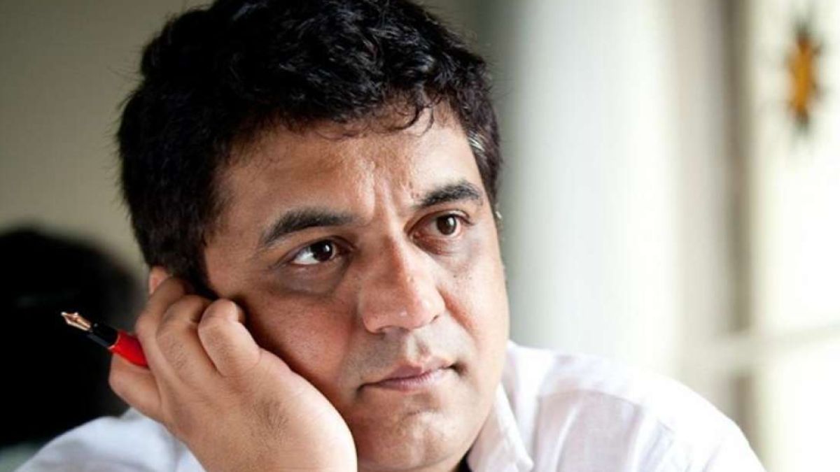 Swadanand Kirkire finds no sense in remixing songs; he believes that it is like reaping rewards of someone else’s labor