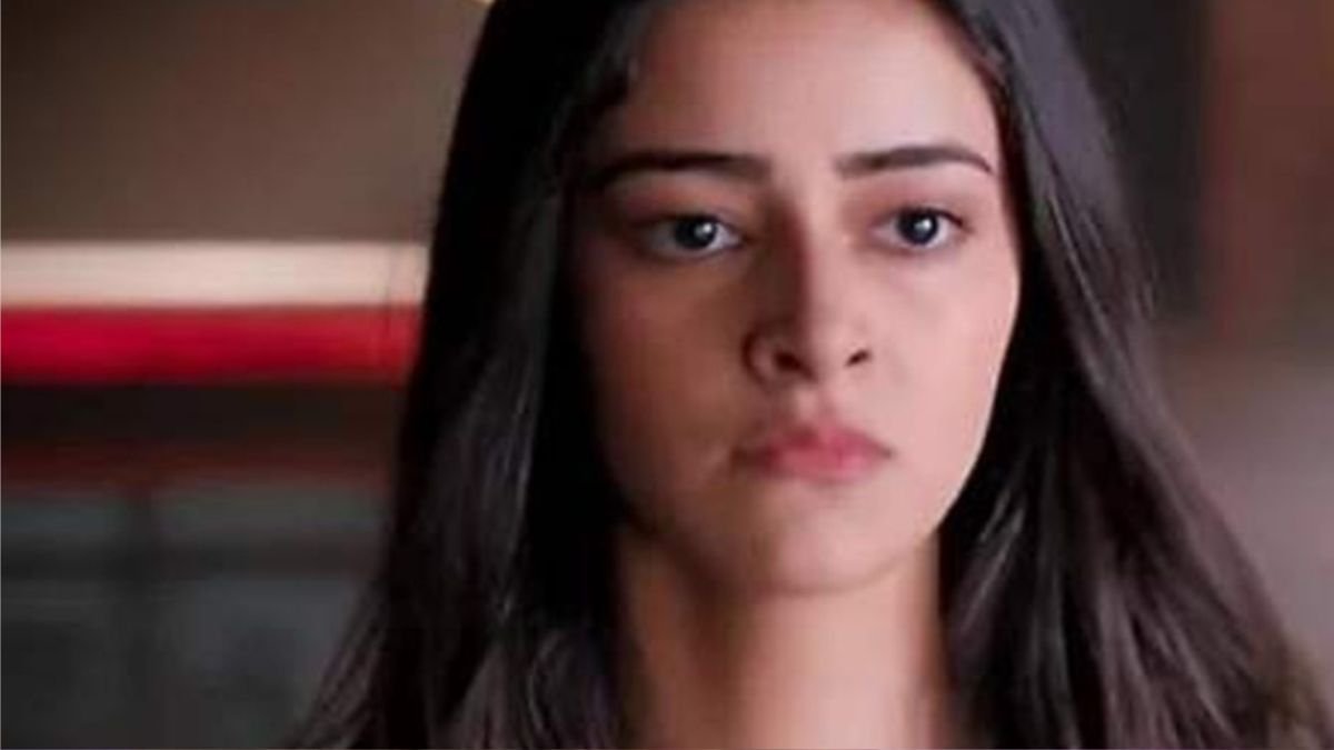 Ananya Pandey is judged to have too many feelings bestie Suhana Khan reacts hilariously