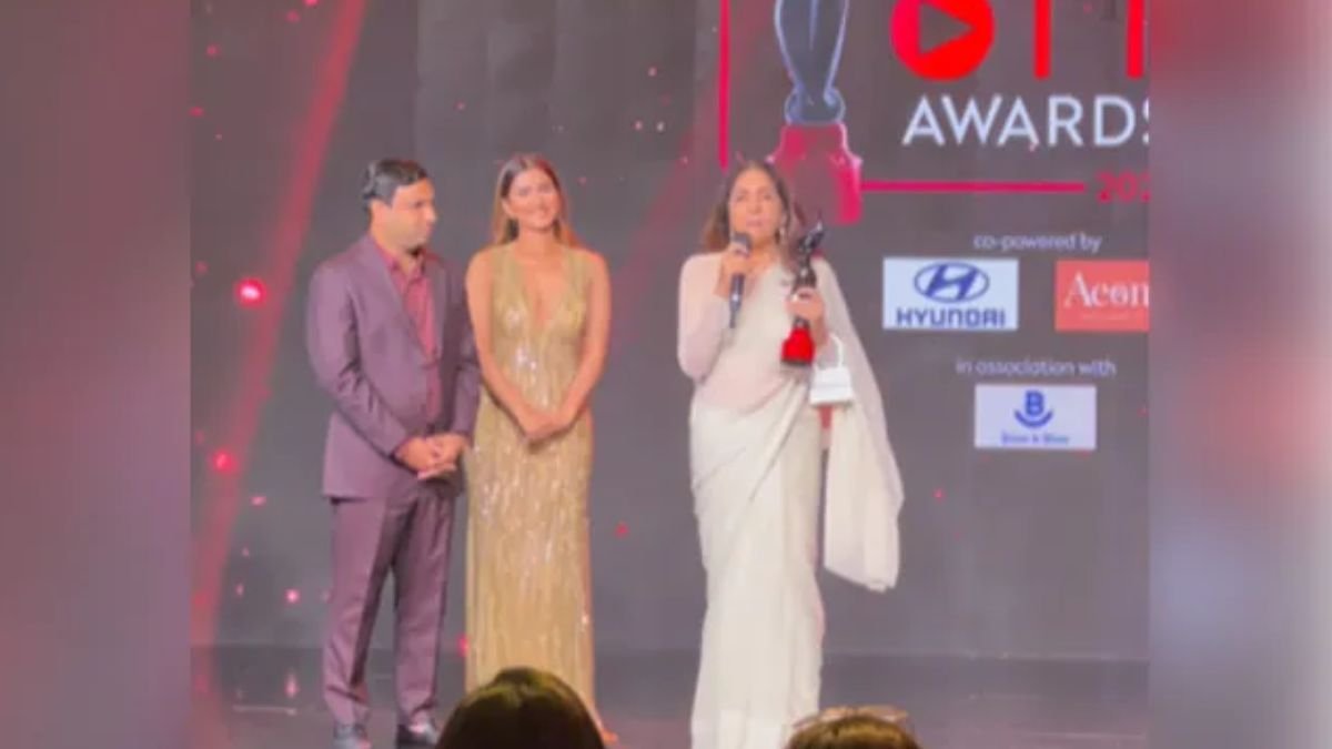 Neena Gupta’s adorable mix-up at the Filmfare OTT Awards, watch here