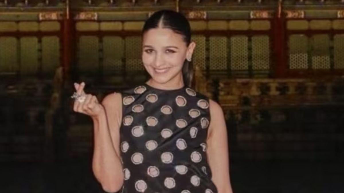 Alia Bhatt relishes pizza post her first Gucci show; says yes the bag was empty; fans are in awe of her