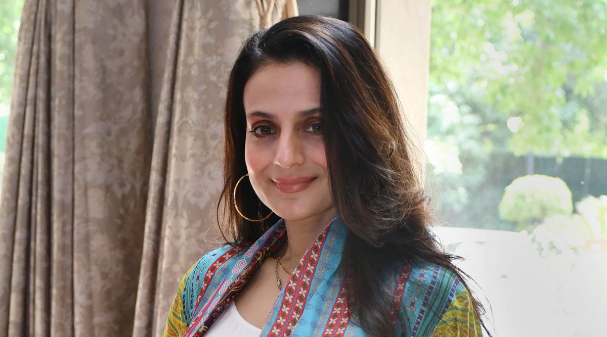 Ameesha Patel reveals how her peers faced jealousy; “snatching films from under your nose”