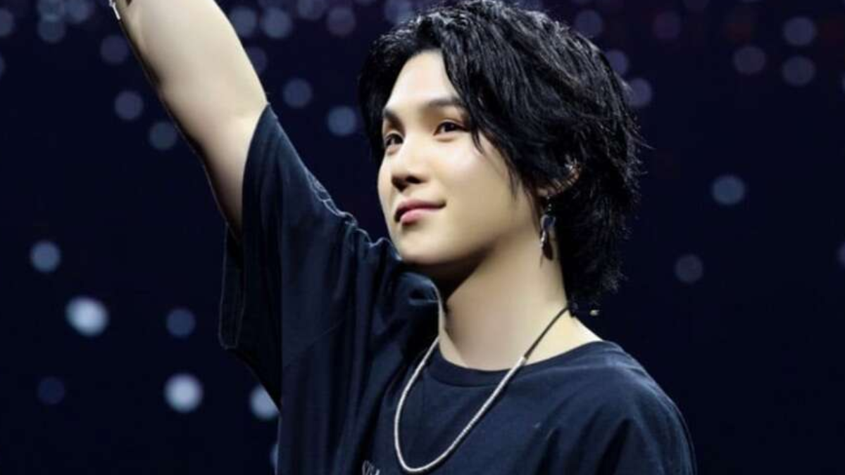 Suga now enlisted for the military service; fans go emotional