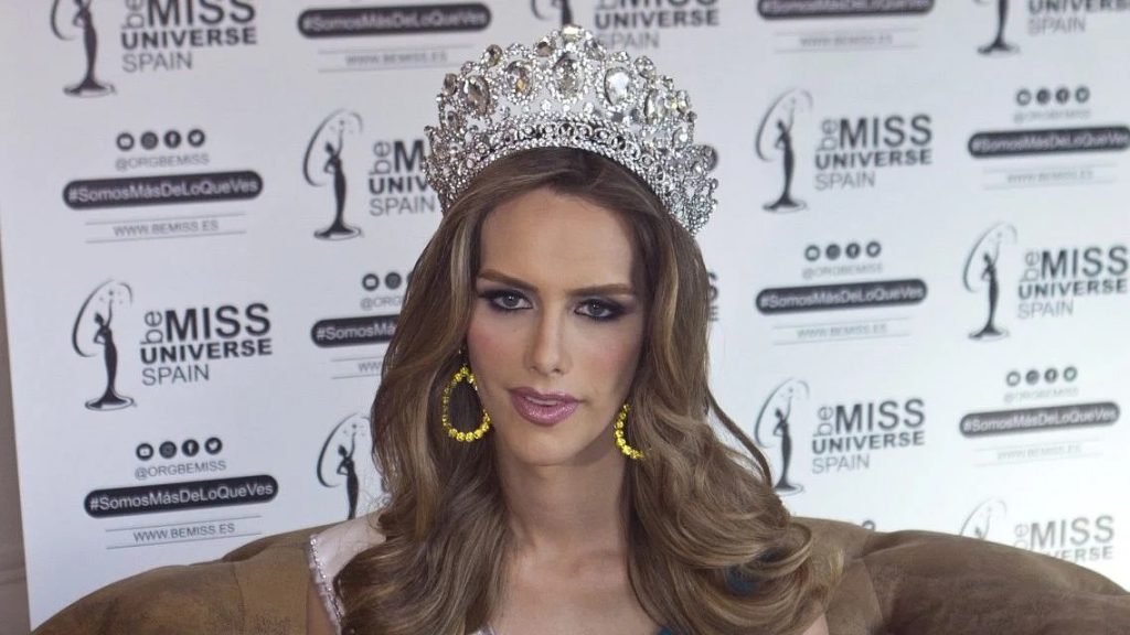 Angela Ponce