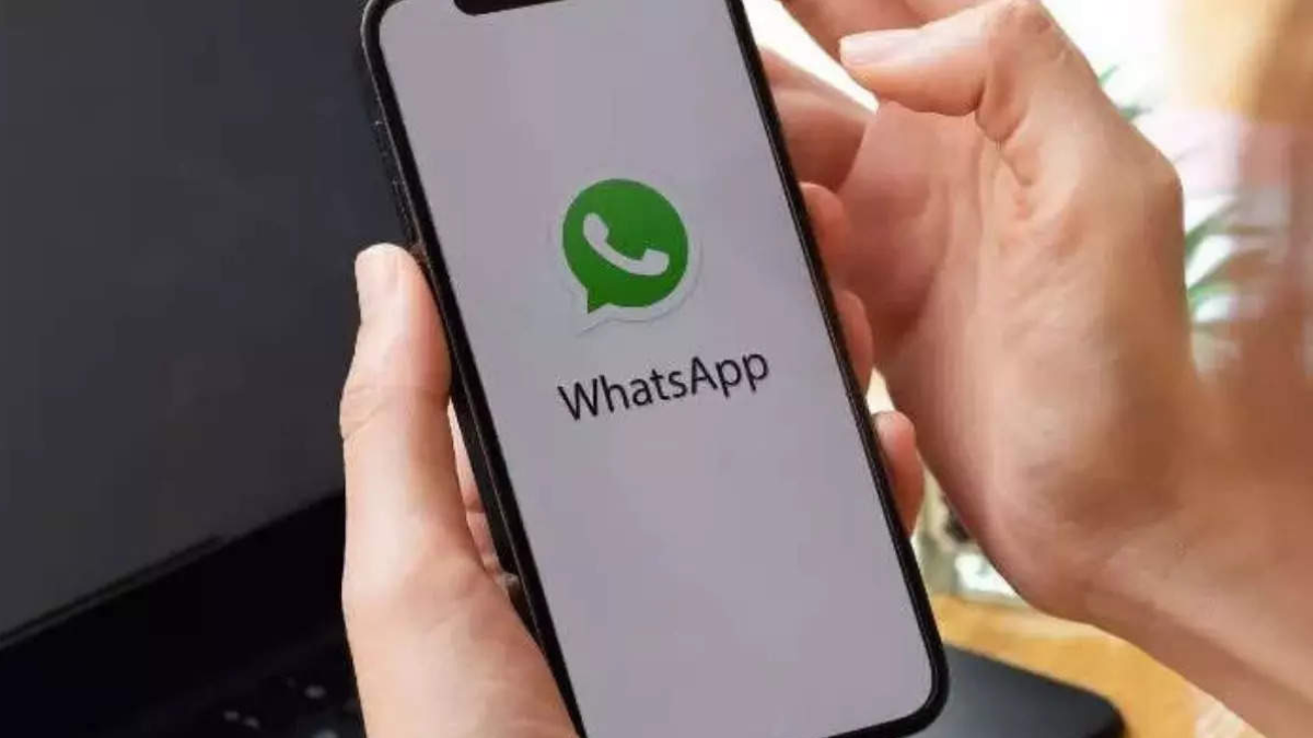 4 ways to block someone on WhatsApp