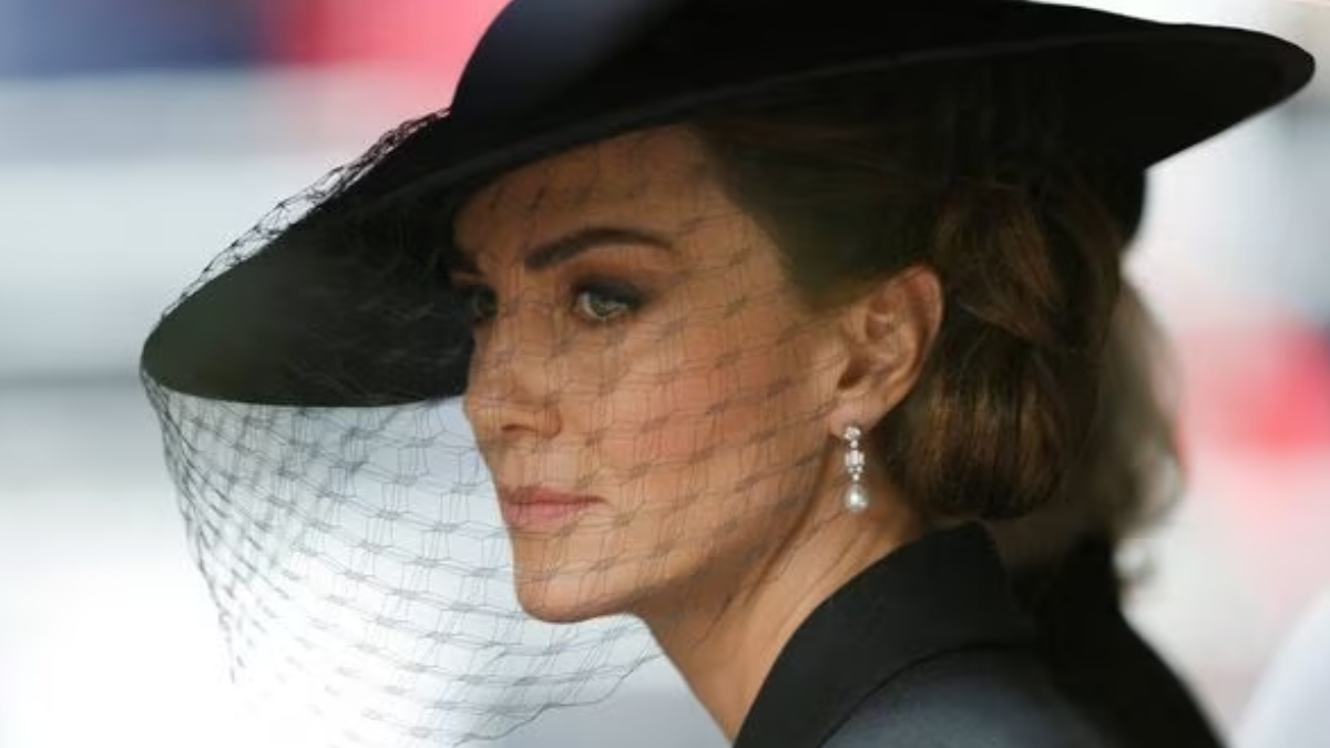 Kate Middleton’s carol event might have a bone to pick with Harry, Meghan Markle