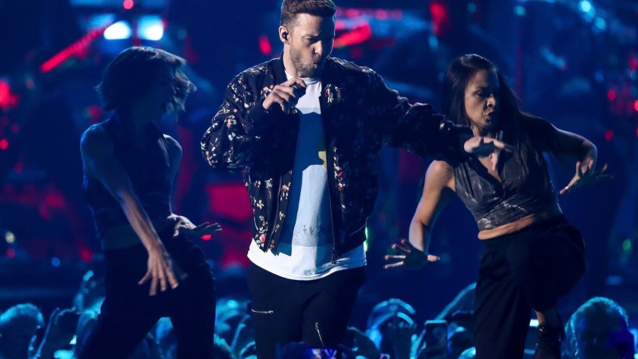 Justin Timberlake’s Disturbing Concert Footage With Bloodshot Eyes Raising The Eyebrows