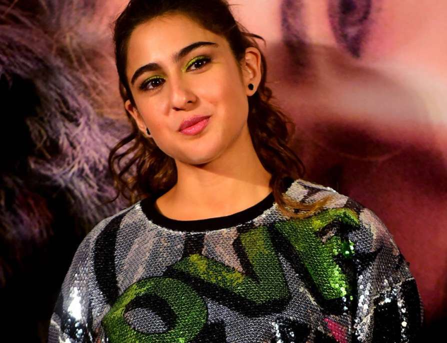 Sara Ali Khan Shared A Funny Poem Amid lockdown On Social Media