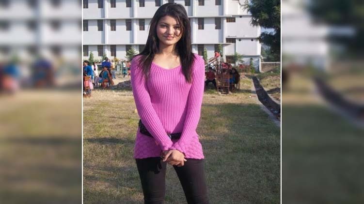 rare Childhood Pics Of Urvashi Rautela