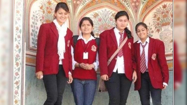 Childhood Pics Of Urvashi Rautela